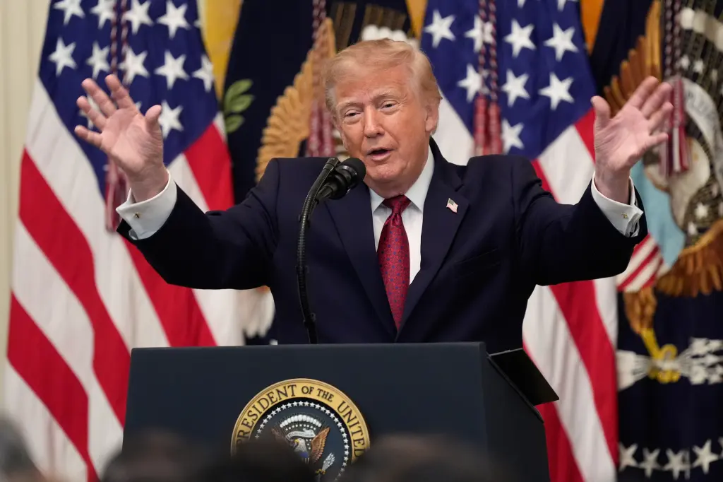 president-donald-trump-speaks-east-143185035
